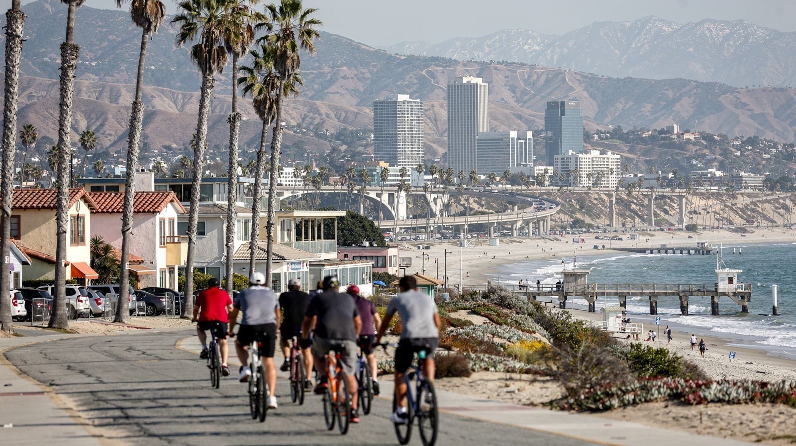 Bike and Scooter Tours in Los Angeles: Downtown, Hollywood and the Hills