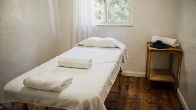 Spa and Wellness in Central Los Angeles: Rooftop Pools, Heritage and Science
