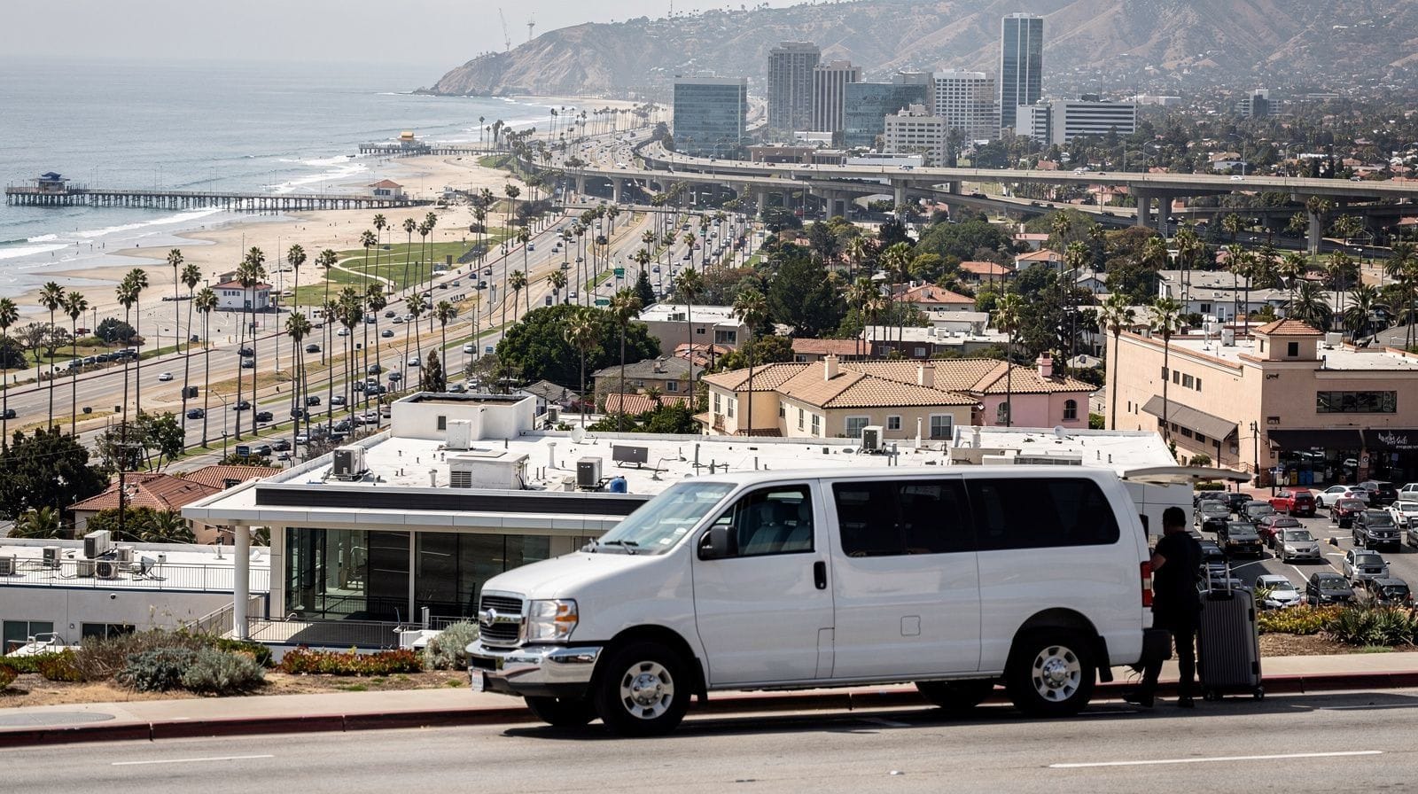 Getting Around Los Angeles: Transfers and Transport Explained