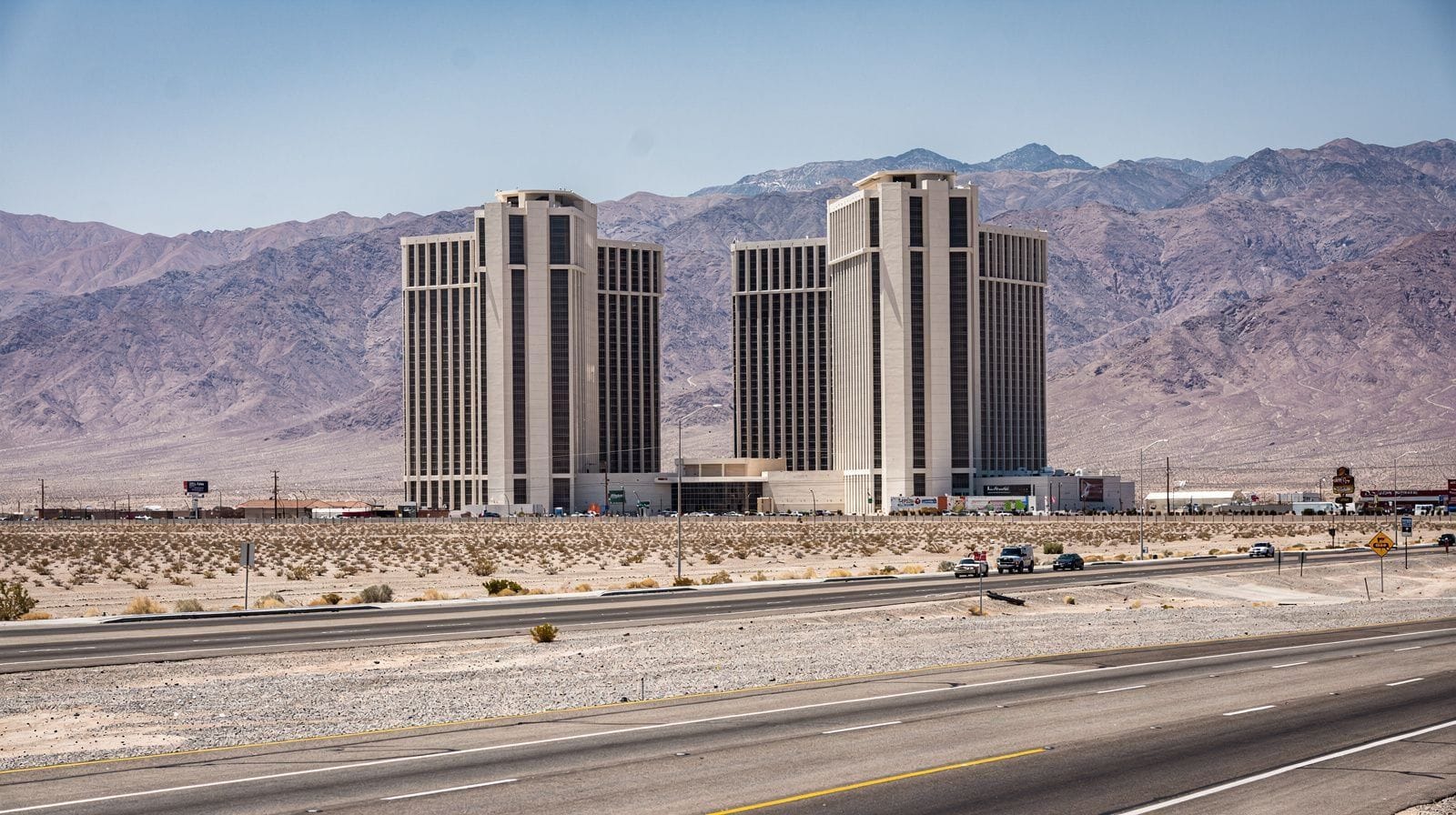 Seven Days: Los Angeles and Las Vegas